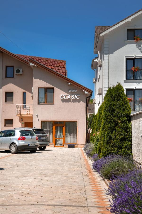 Pensiunea Clasic Pestisu Mare Exterior foto